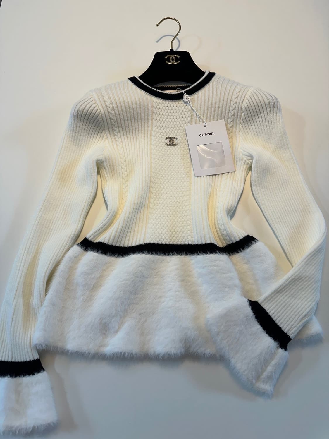 (새상품)샤넬니트티 상품이미지2