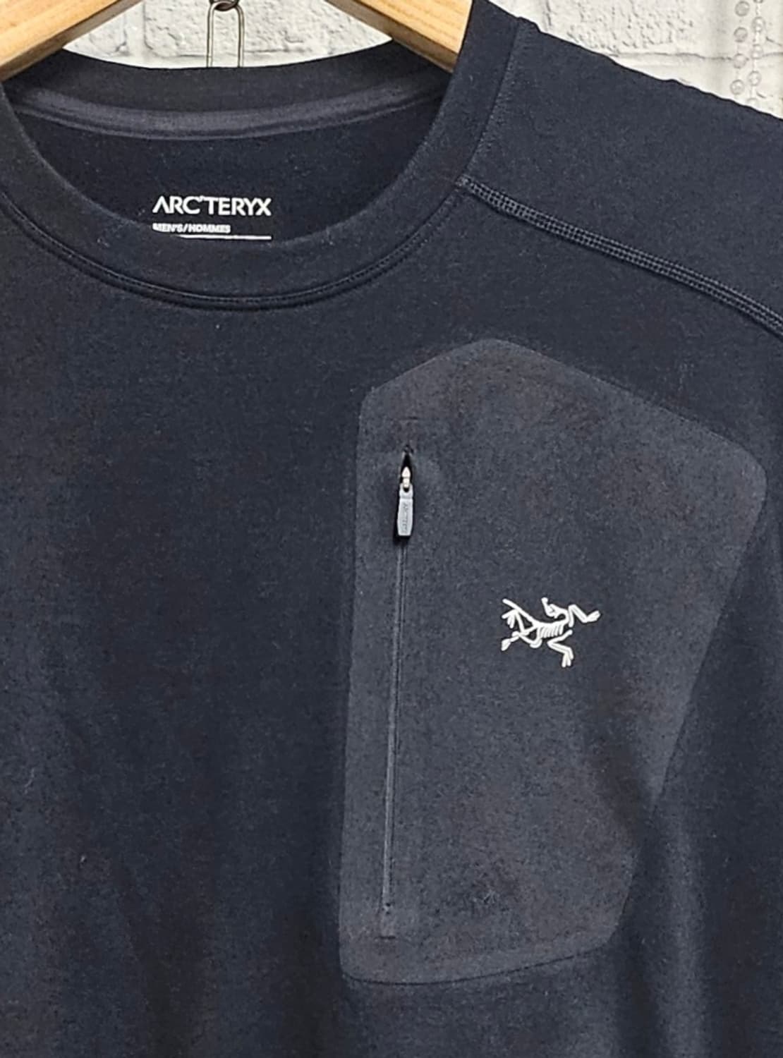 아크테릭스 남성 긴팔 티셔츠 100 라운드 지퍼 블랙 MM07 상품이미지3