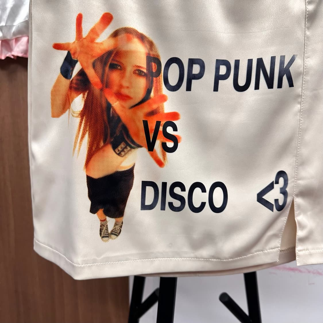 Ivory Avril Lettering Reprint Mini Skirt 상품이미지4