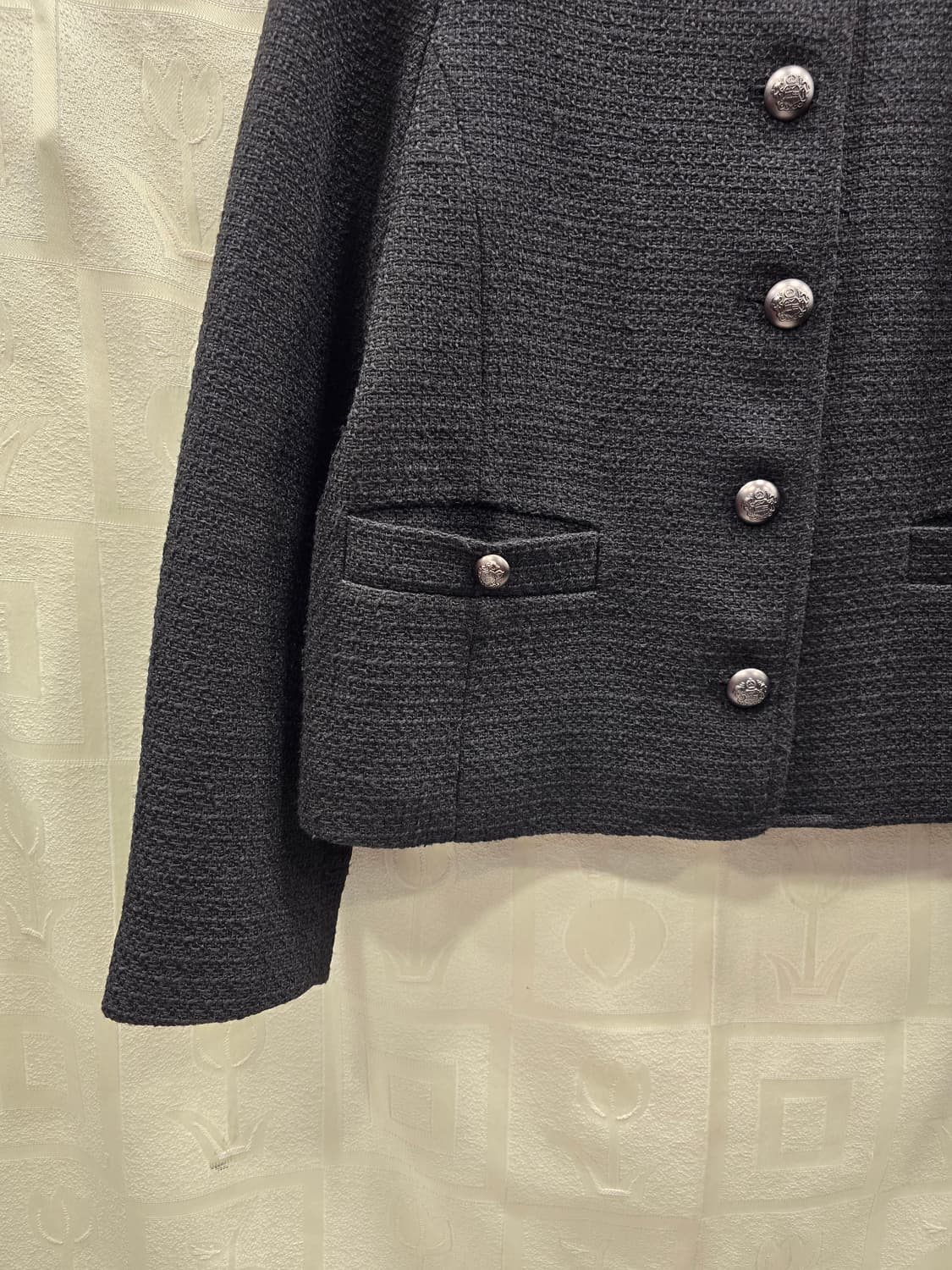 셀럽샵 블랙 트위드 자켓 55(S) 상품이미지4