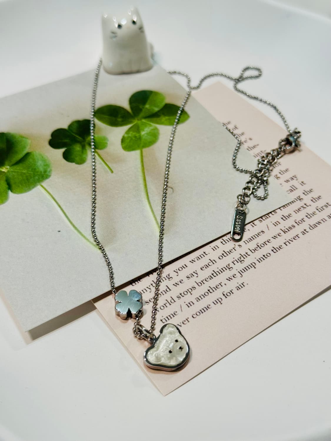 키치 큐티 힙 테디베어 클로버 목걸이🧸🍀🤍 상품이미지2