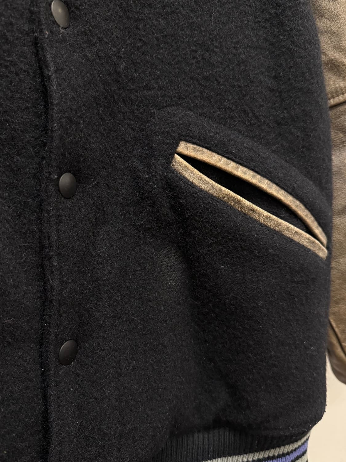 M) JAPAN Silk Road Homme  Leather Arm Va 상품이미지6