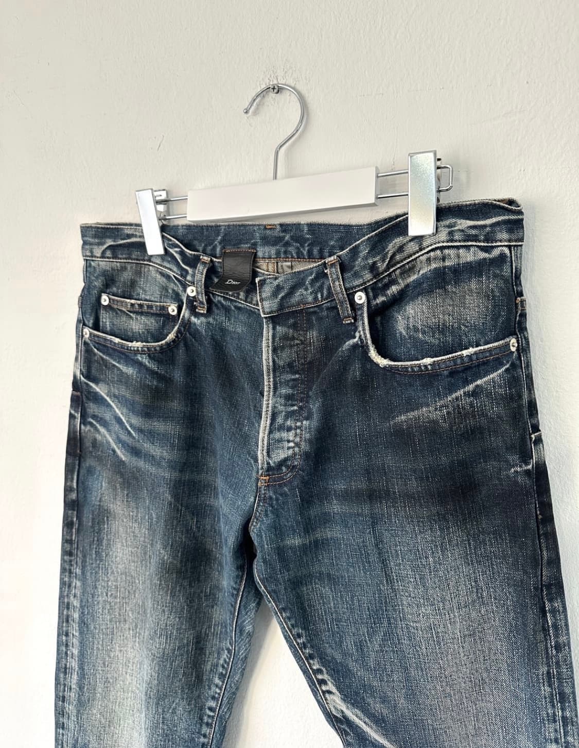 디올 옴므 10AW Fuel to fire 더티 워싱진 상품이미지2