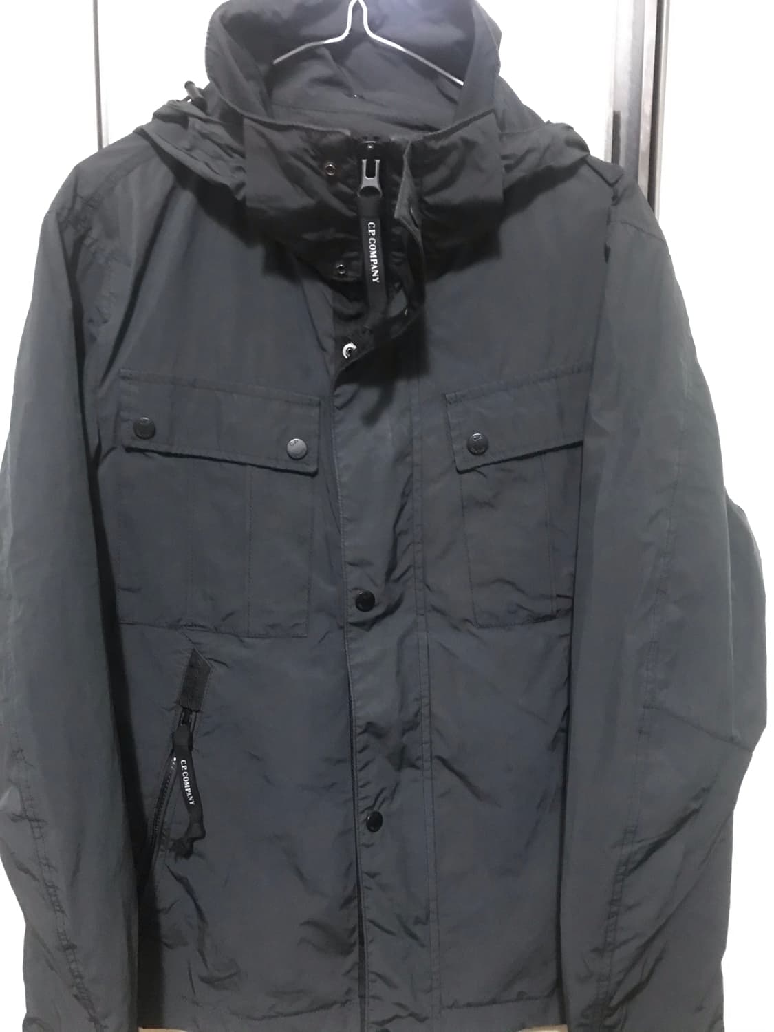 CP컴퍼니 나일론 고글 자켓 상품이미지4