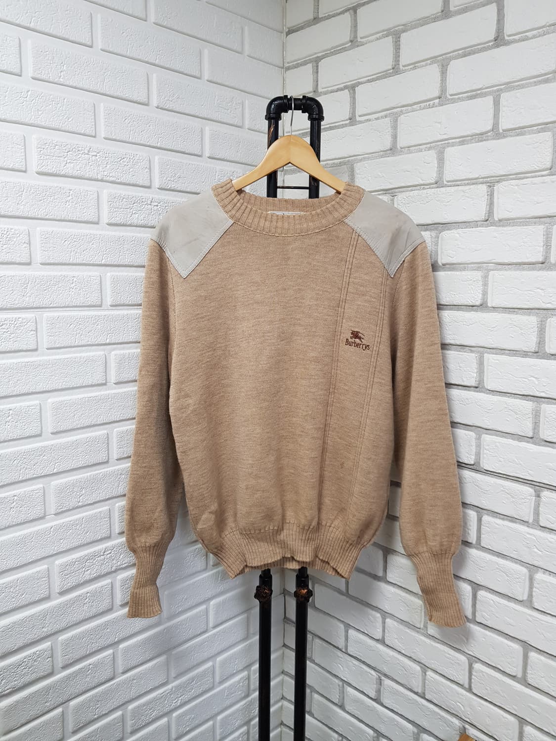 [L/정품] 빈티지 버버리 니트 상품이미지1