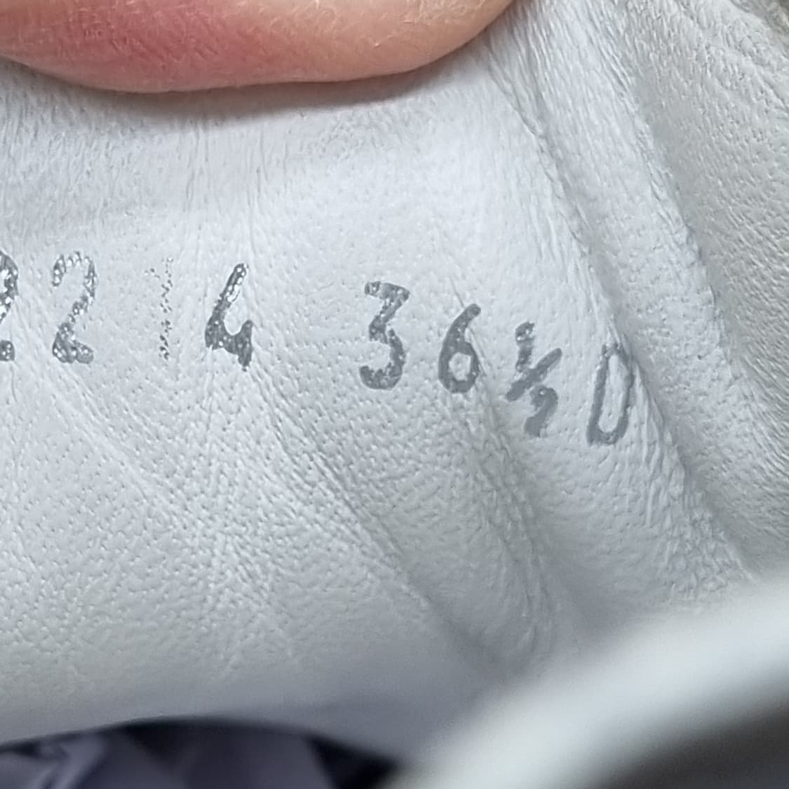 AMQ 여성스니커즈36.5 225 상품이미지6