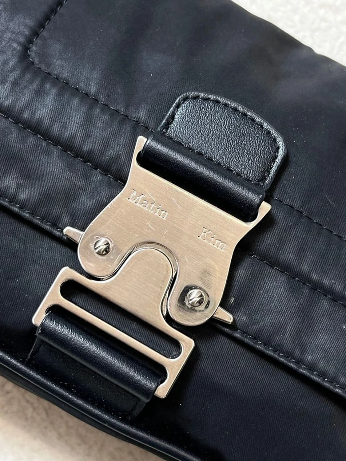 마뗑킴 23FW 포코노 크리스피 미니 버클백 A1745 상품이미지3