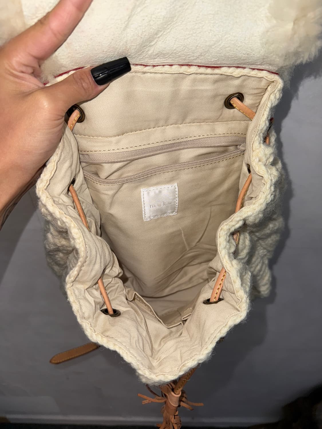 Ivory lamb fur wool knit backpack 상품이미지5