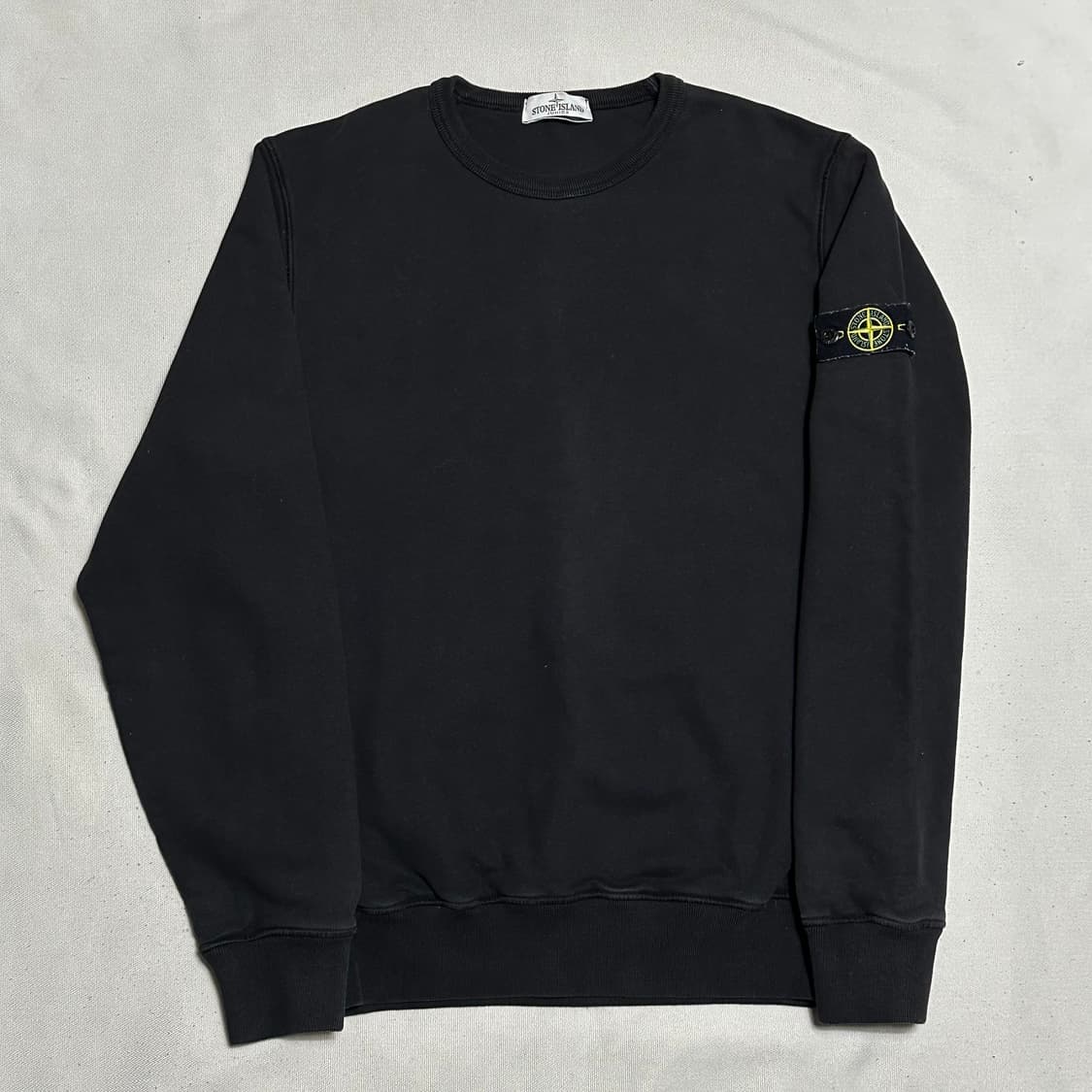 14 스톤아일랜드 블랙 맨투맨 상품이미지2