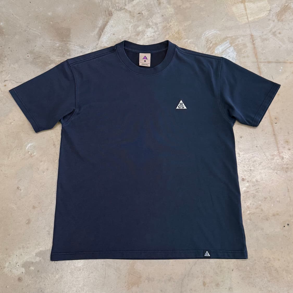 L 나이키 acg 반팔티 상품이미지2