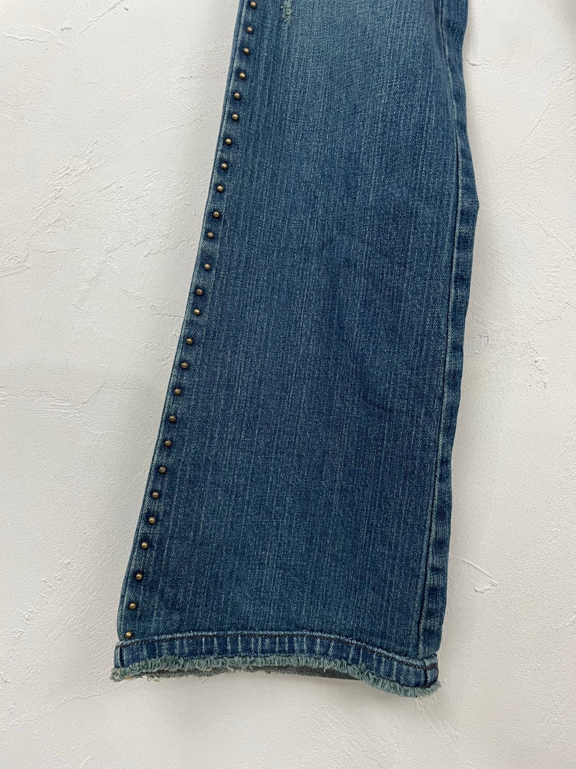GUESS JEANS 사이드 스터드 플레어 진 상품이미지4