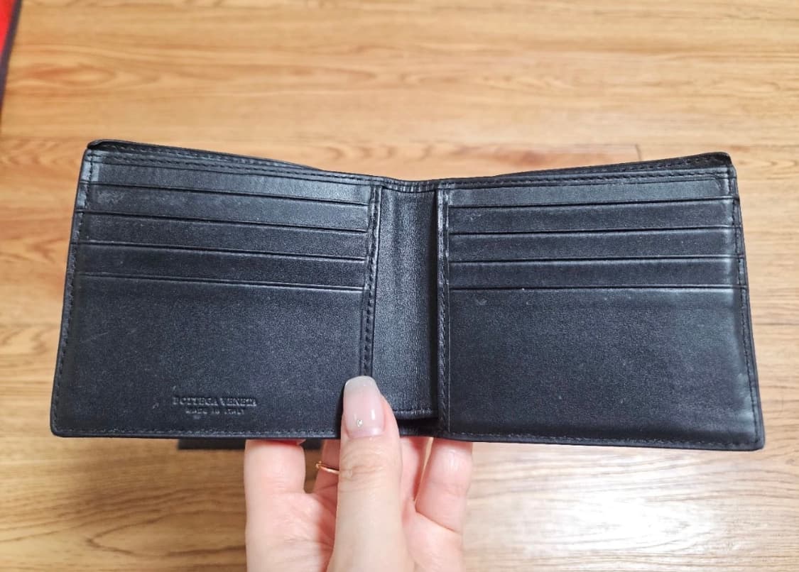 보테가 베네타 인트레치아토 반지갑 블랙 상품이미지4