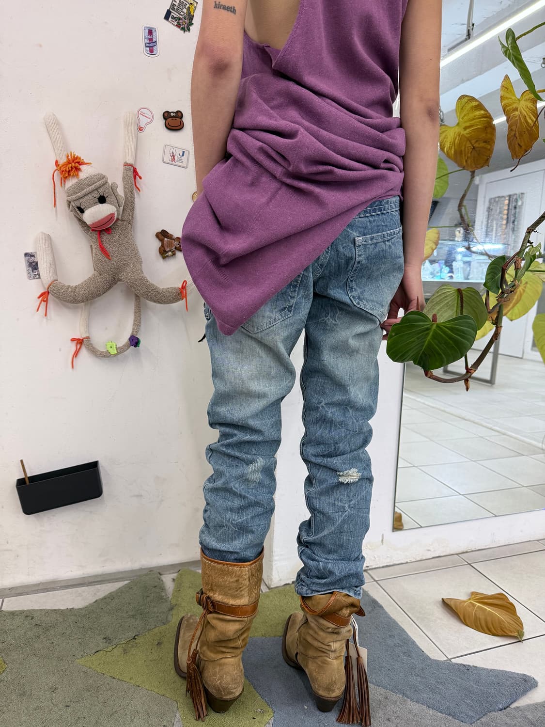 destroyed straight jeans 상품이미지3