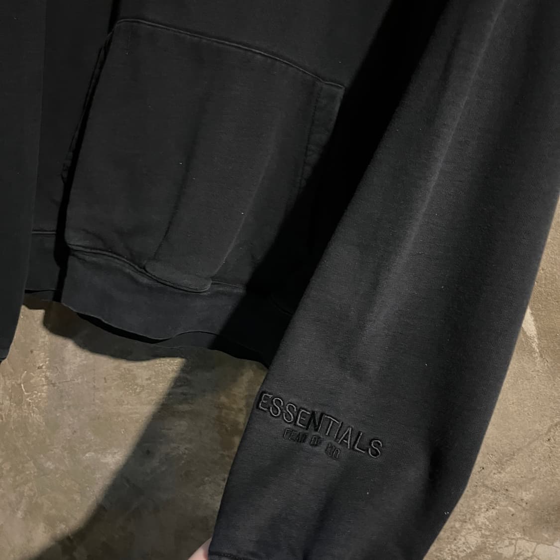 피오갓 에센결 후드티 상품이미지3