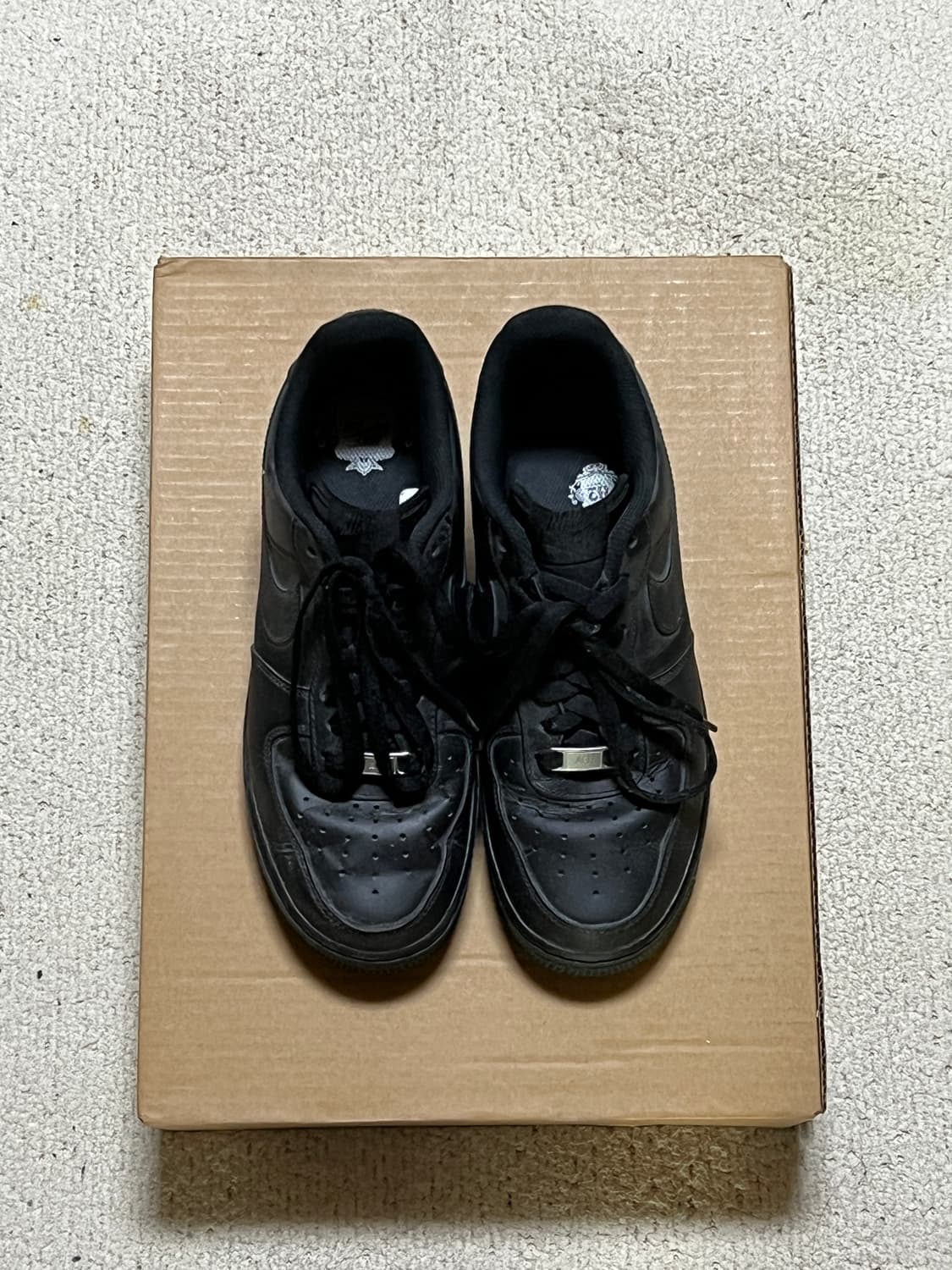 나이키 에어포스 1 '07 로우 트리플 블랙 상품이미지2