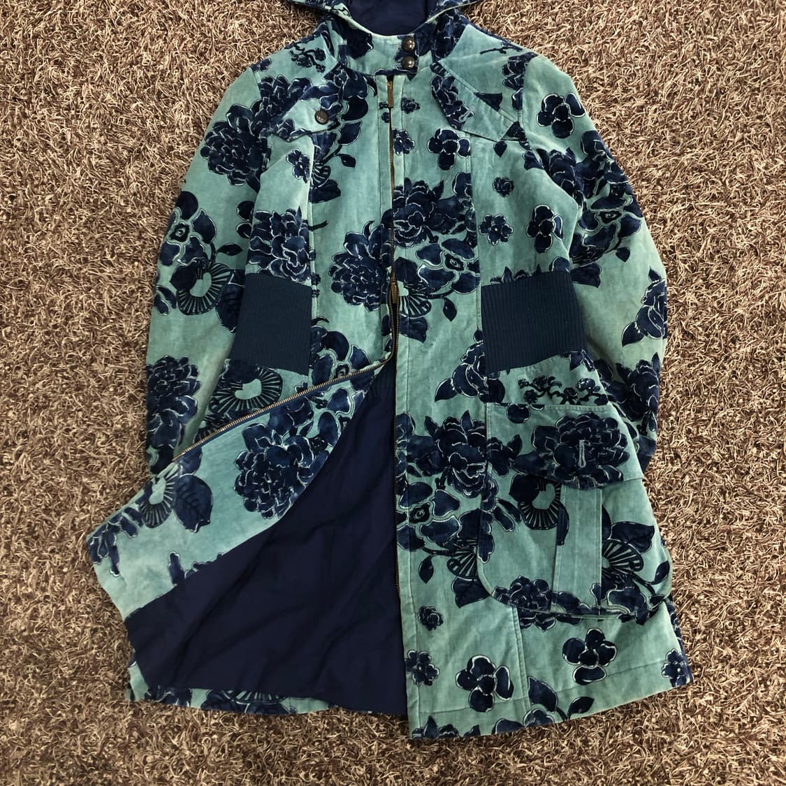 겐조 여성 플라워 후드 롱 자켓 상품이미지3