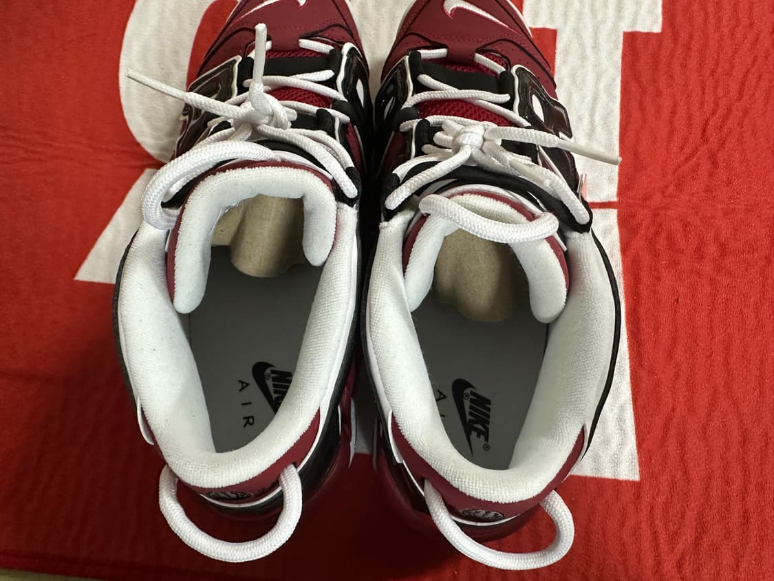 나이키 모어 업템포 크리스마스 300사이즈 상품이미지3