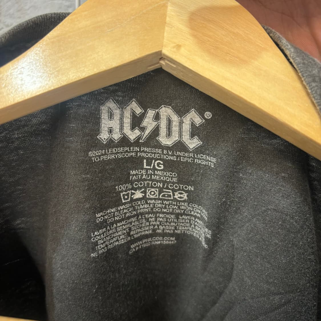 AC/DC 1985 Fly Of The Wall 투어 반팔 티셔츠 L 상품이미지7