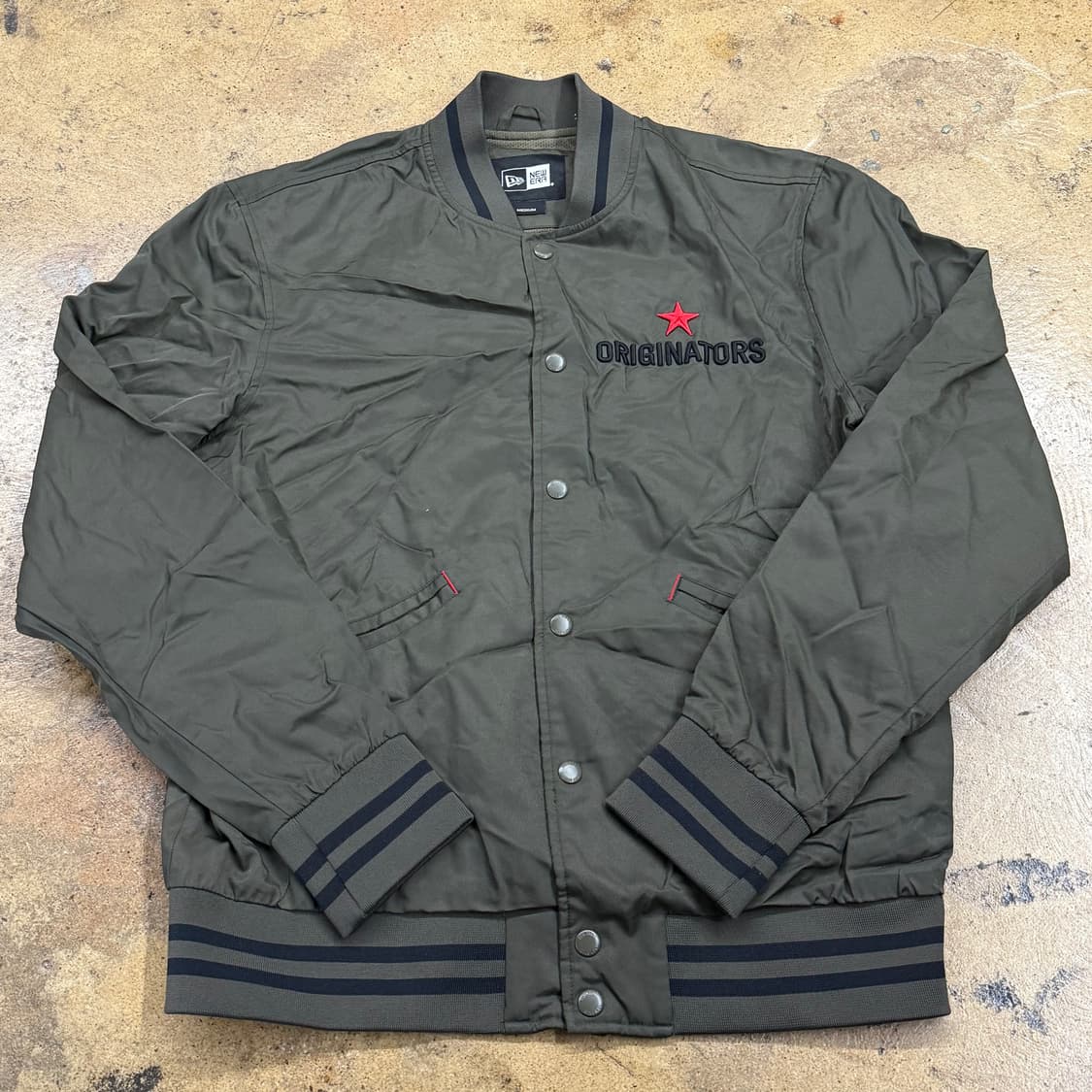 [정품/M] 뉴에라 ORIGINATORS 봄버 자켓 카키 b10 상품이미지2