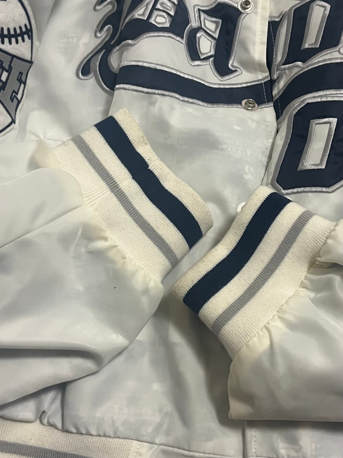 배디 야구점퍼 Varsity Baseball Jacket White 상품이미지9