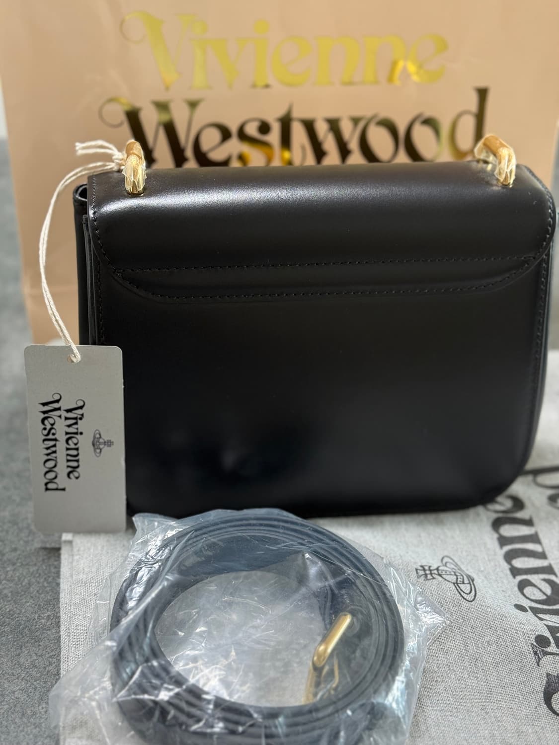 (100%정품)비비안 웨스트우드 린다 크로스백 상품이미지3