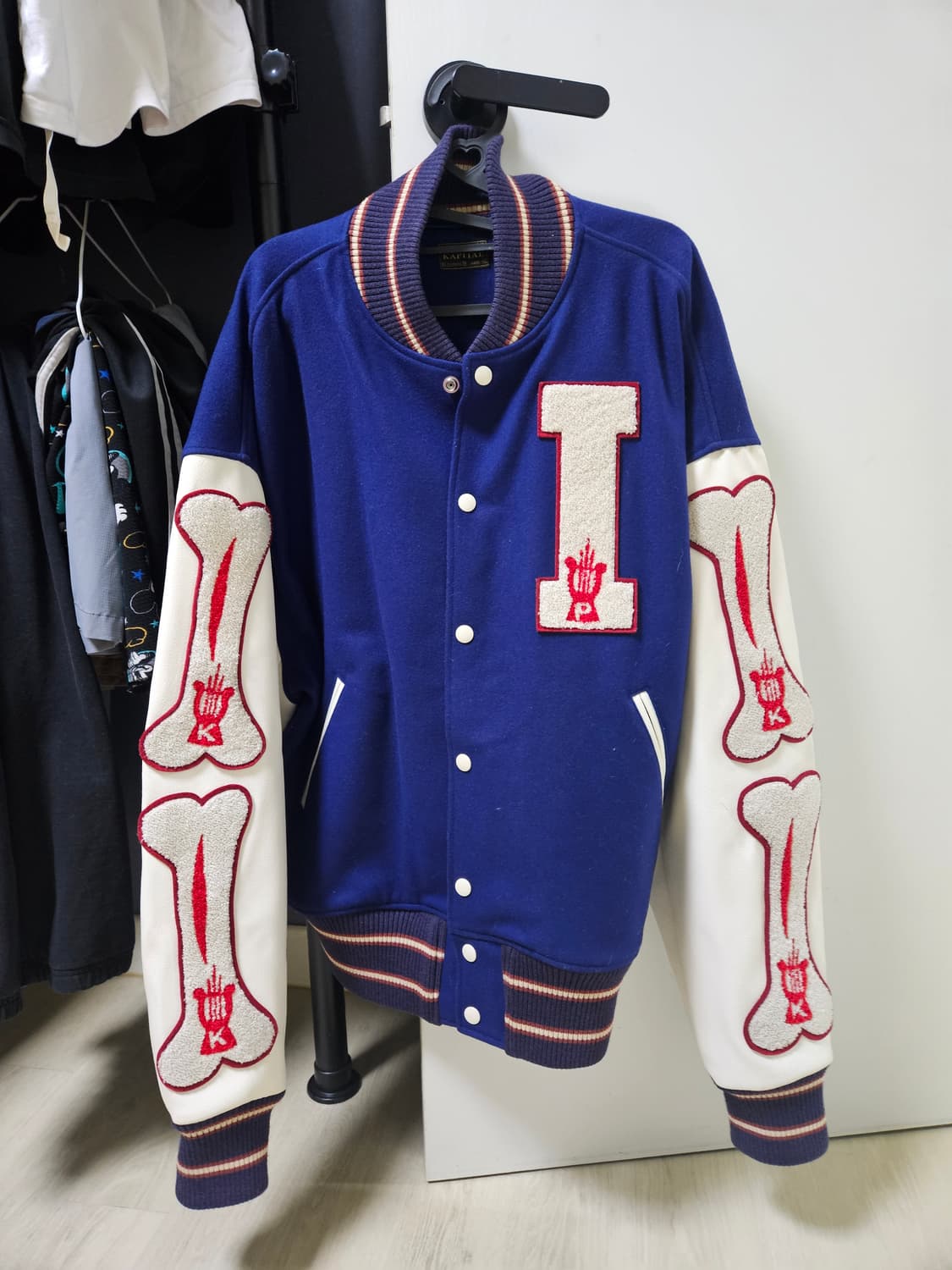 캐피탈 울아이파이브 바시티 3사이즈 상품이미지1