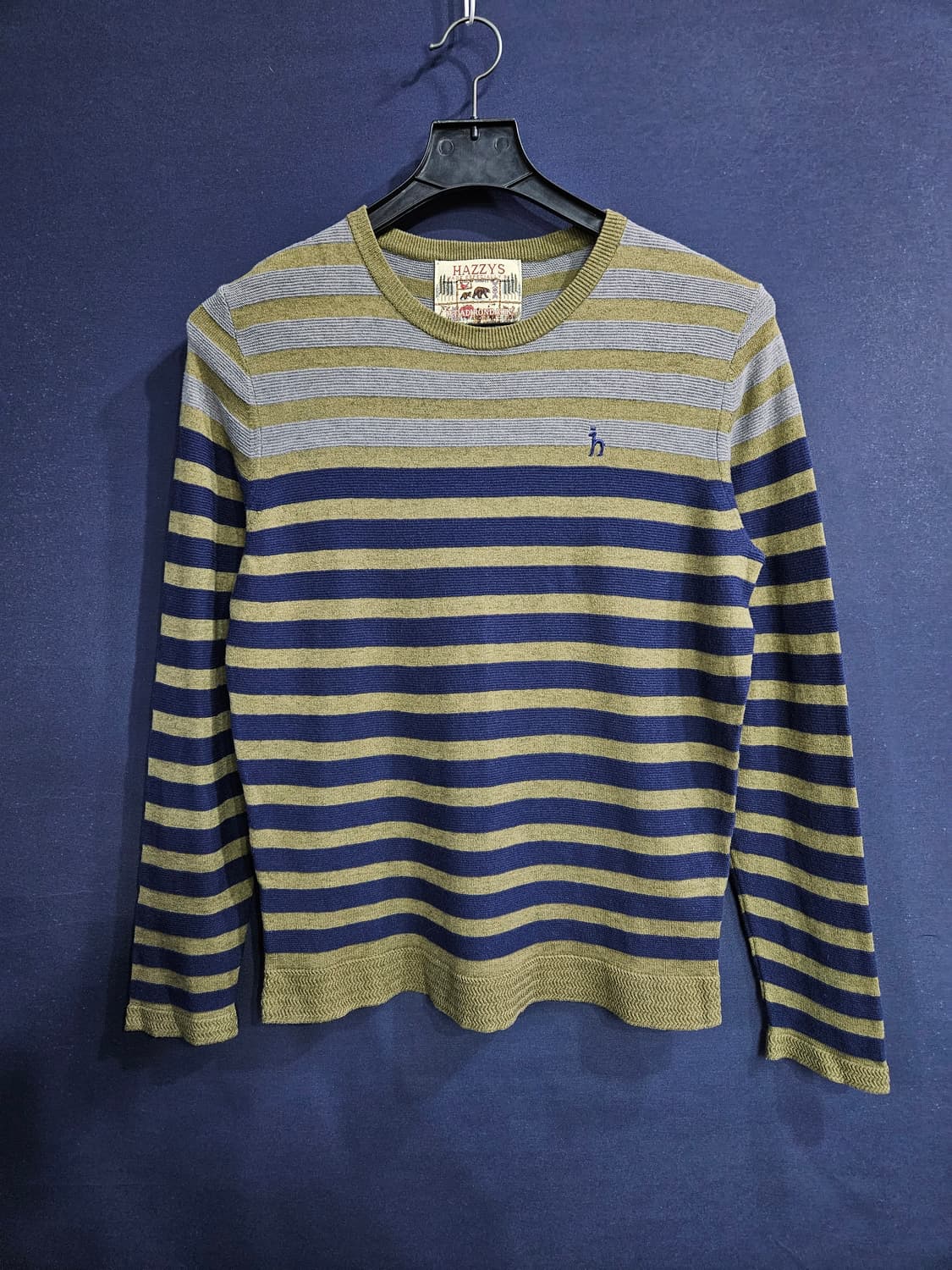 헤지스 스트라이프 줄무늬 남성 슬림핏 100 니트 상품이미지1