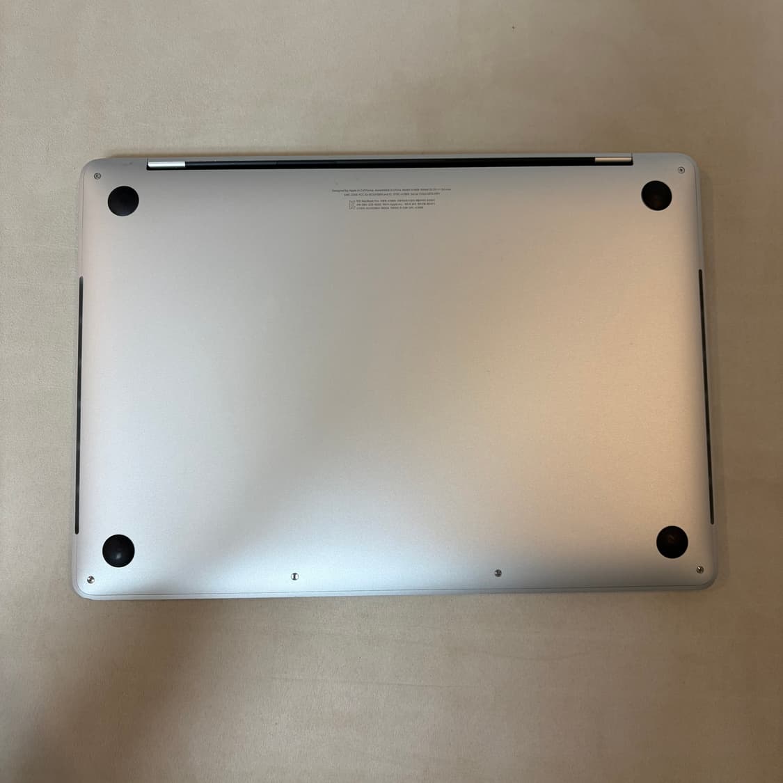 맥북 프로 2019 13인치 실버 512기가 상품이미지6