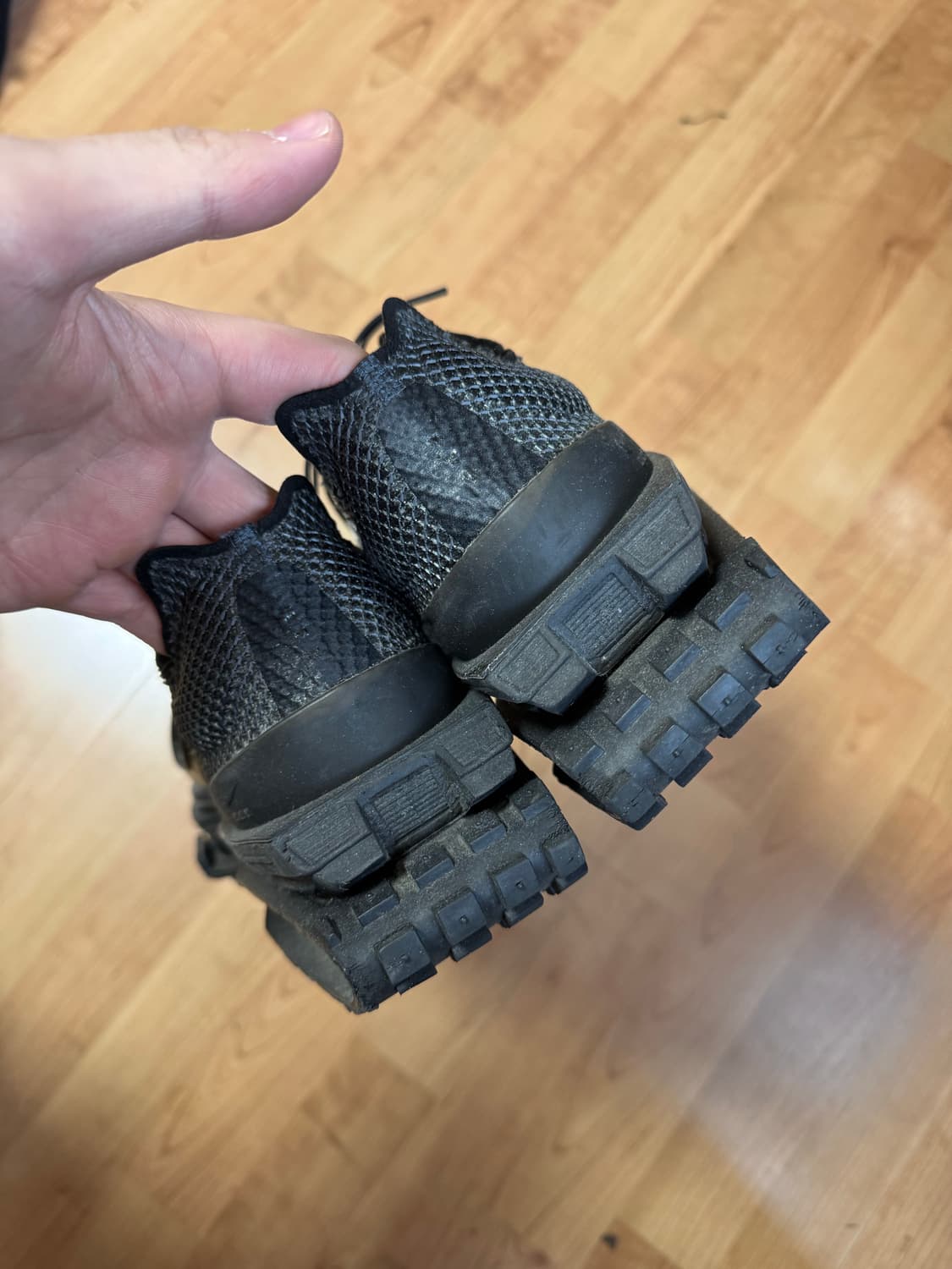 나이키 MMW004 트리플블랙 상품이미지3