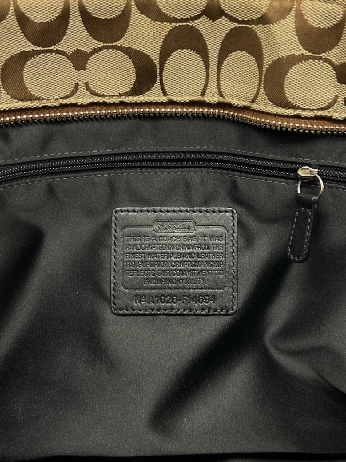 코치 시그니처 숄더백 브라운 상품이미지6