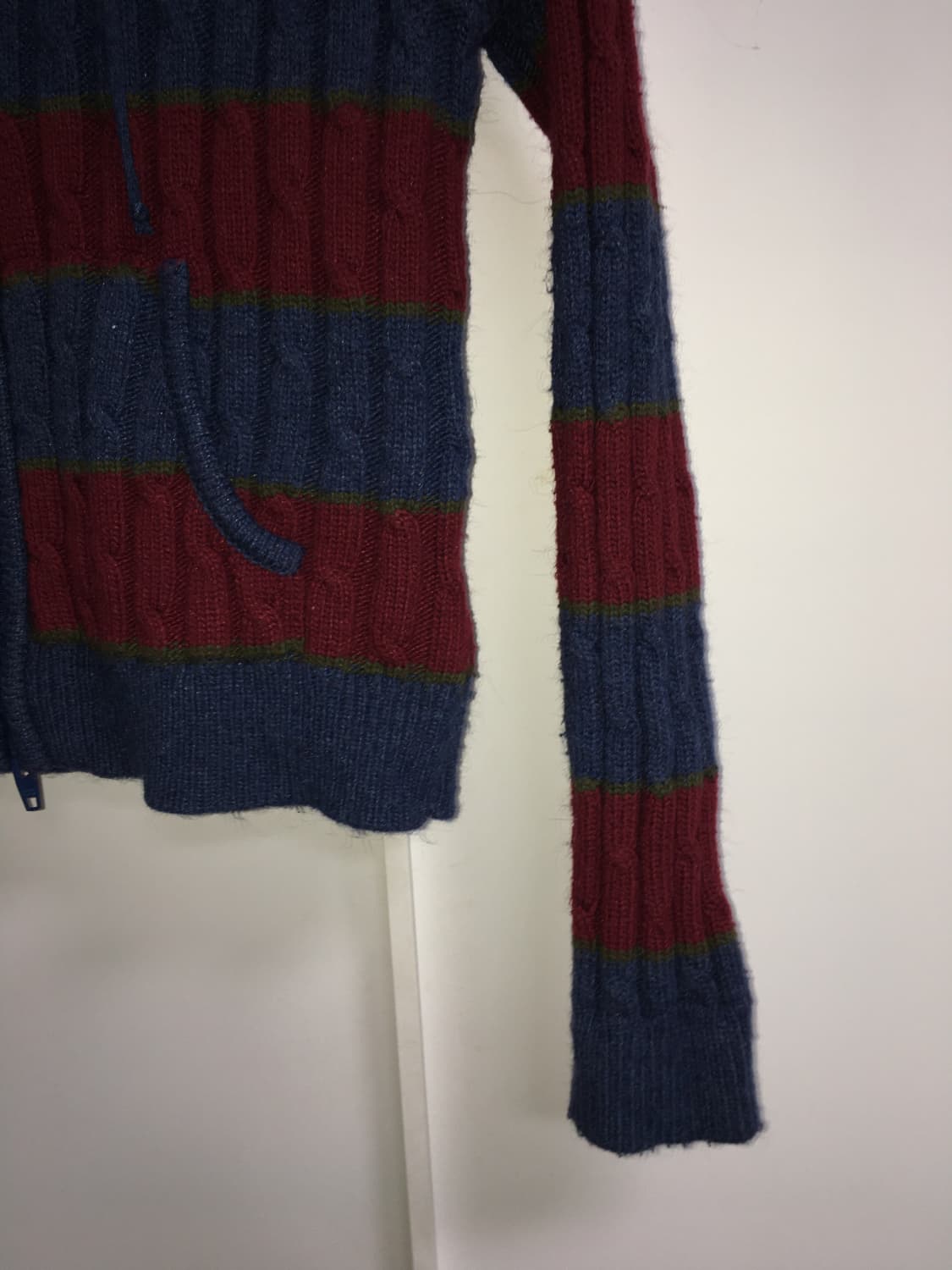 MOROMORO2 케이블 크롭 니트 후드집업  상품이미지7