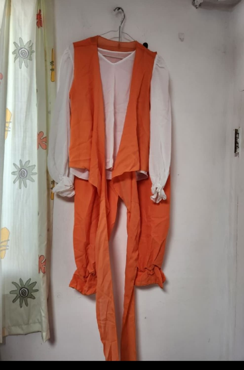 무용복 조끼 바지 세트 + 화이트 블라우스 상품이미지1