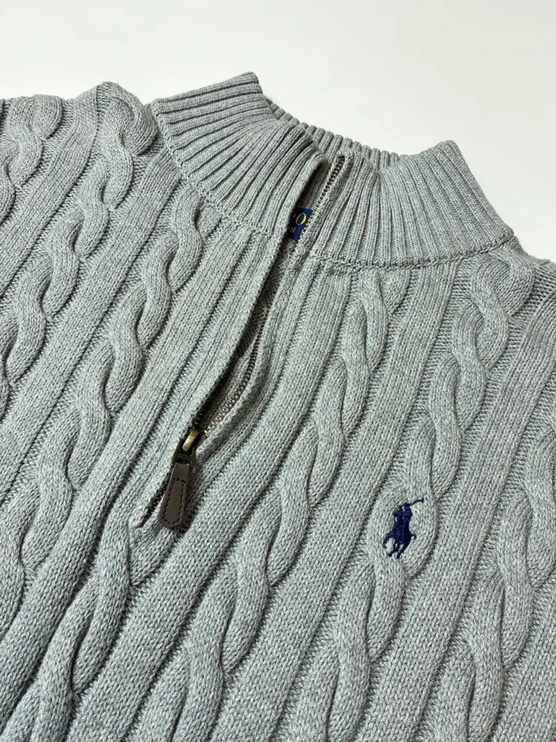 폴로 랄프로렌 큐알 꽈배기 하프 집 니트 PN8210 상품이미지3