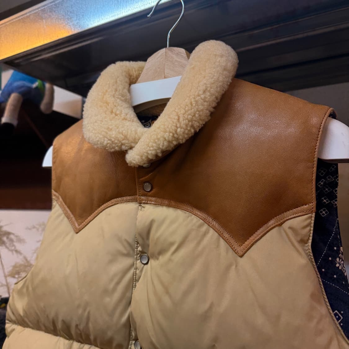 록키마운틴 페더베드 X DUFFERS CHRISTY 다운베스트 40 상품이미지3