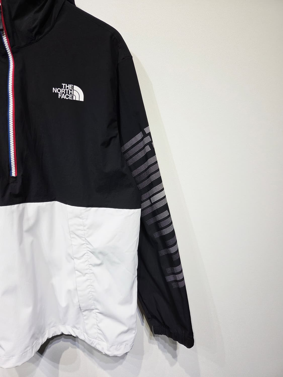 노스페이스 팀 코리아 블랙/화이트 아노락 바람막이_M 상품이미지4