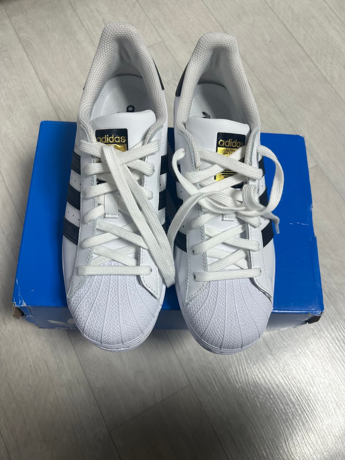 아디다스 슈퍼스타 흰검 245 새상품 상품이미지1