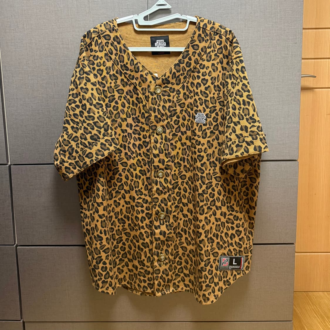 블랙아이패치 레오파드 베이스볼 저지 상품이미지3