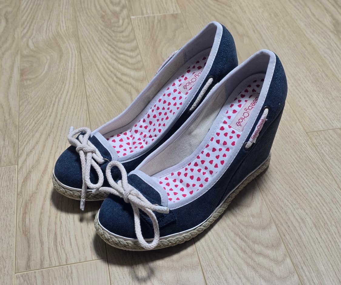 씨바이끌로에 로페 디테일 웨지 펌프스 39 상품이미지1