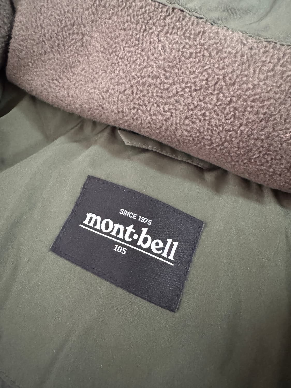 몽벨 mont-bell 24년도 부스트 후드 패딩 XL 상품이미지3