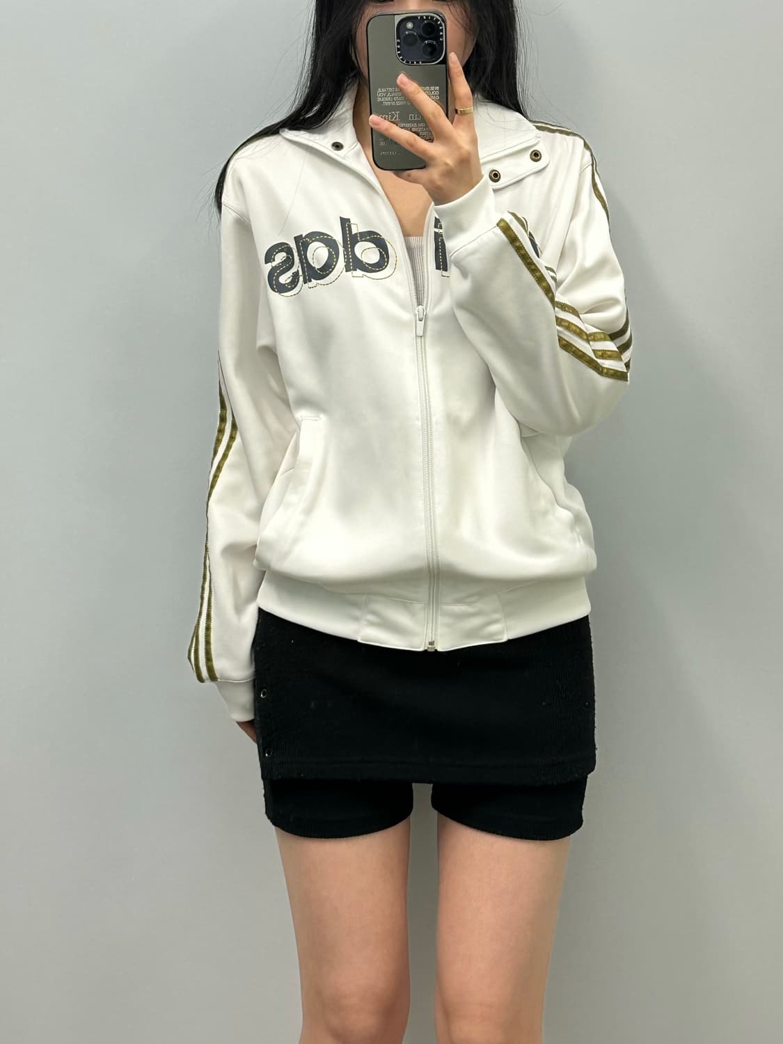 아디다스 루즈핏 화이트 카키 배색 트랙 져지  상품이미지1