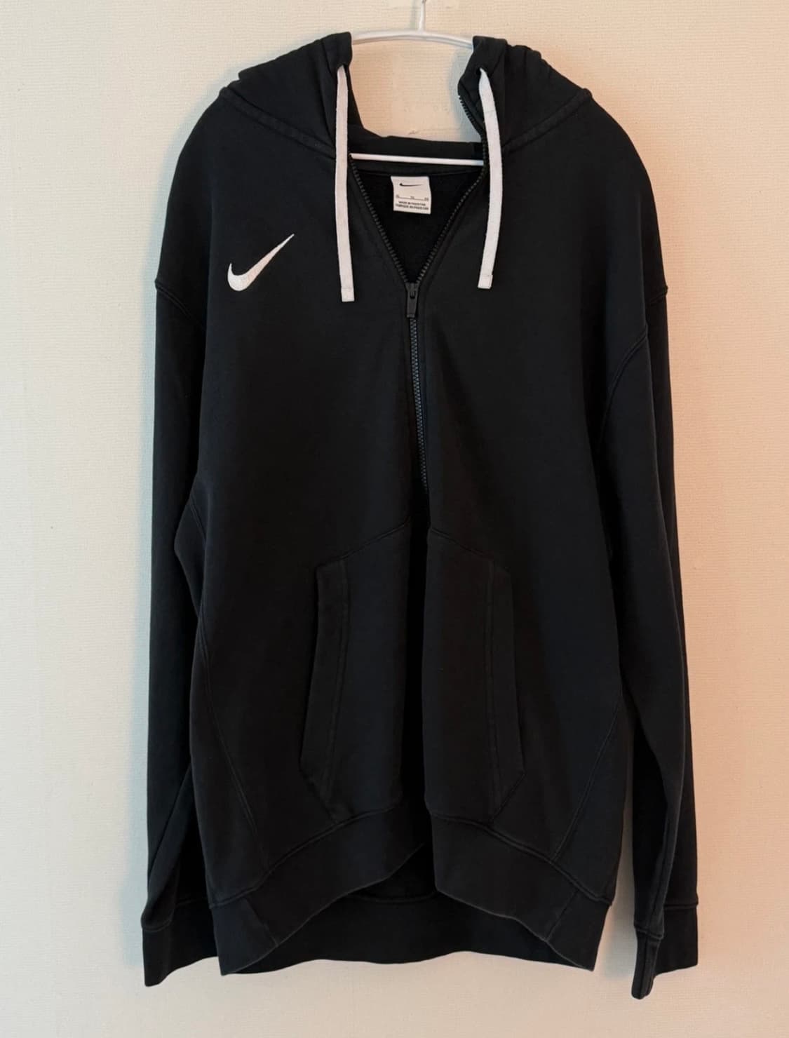 나이키 블랙 후드집업 상품이미지1
