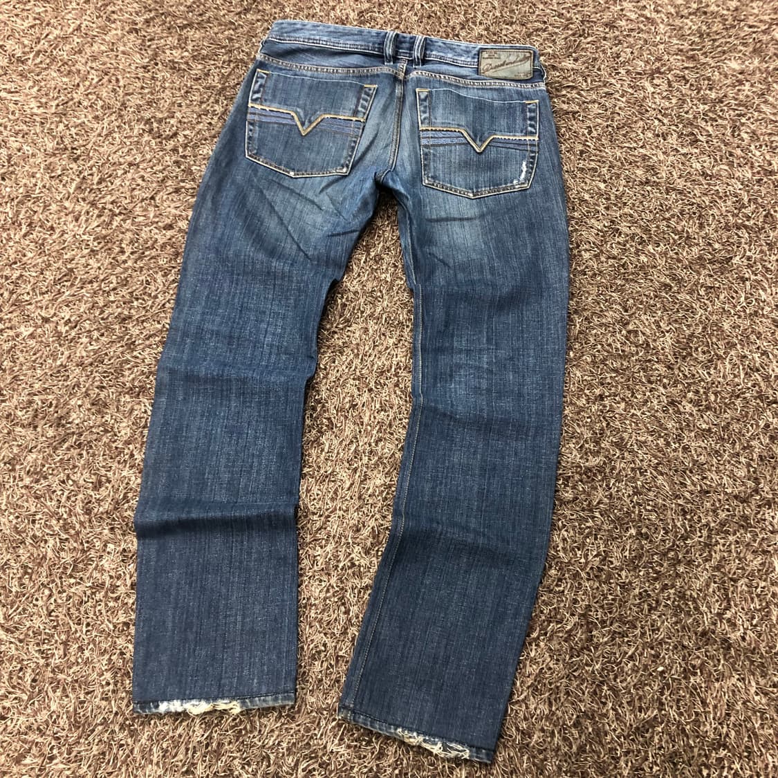 디젤 ZATINY 워싱 디스 부츠컷 데님 팬츠 상품이미지5