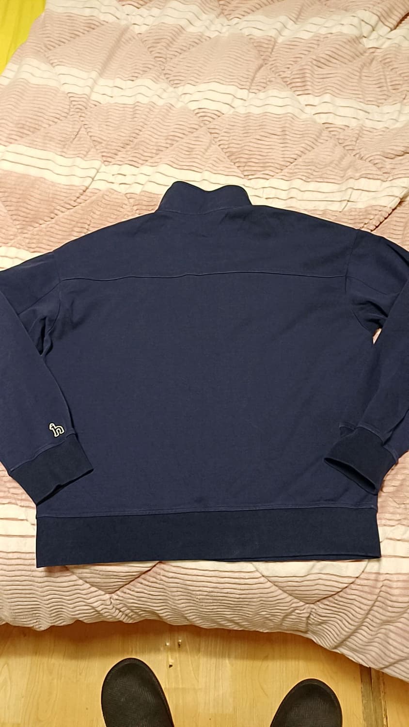 헤지스 오버핏 반집업맨투맨 105 가슴64 기장71 상품이미지3