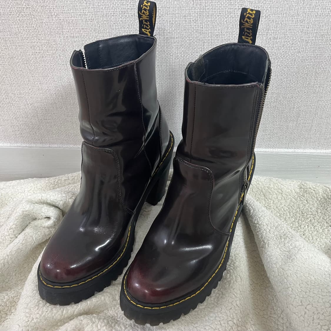 닥터마틴 힐 부츠 상품이미지1