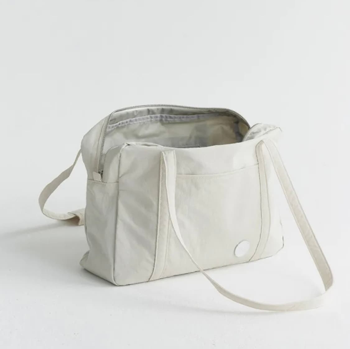 베이 Vey Easy Zipup bag 크림 상품이미지1