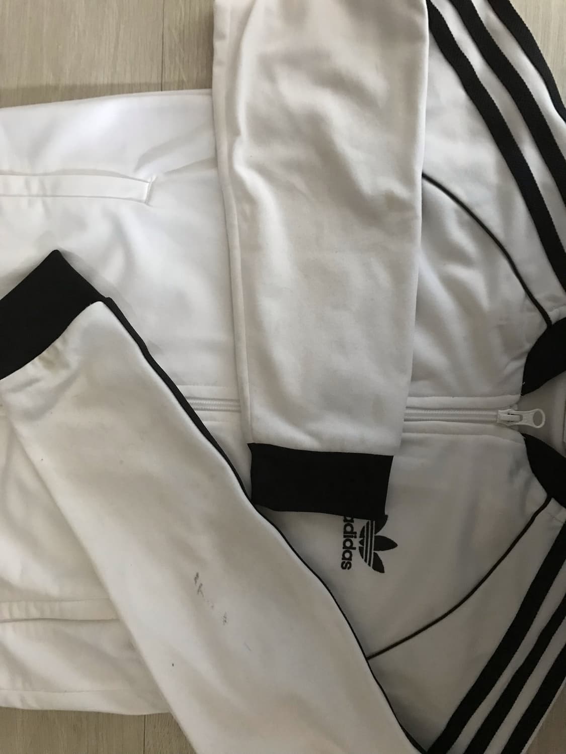 아디다스 트랙탑 상품이미지3