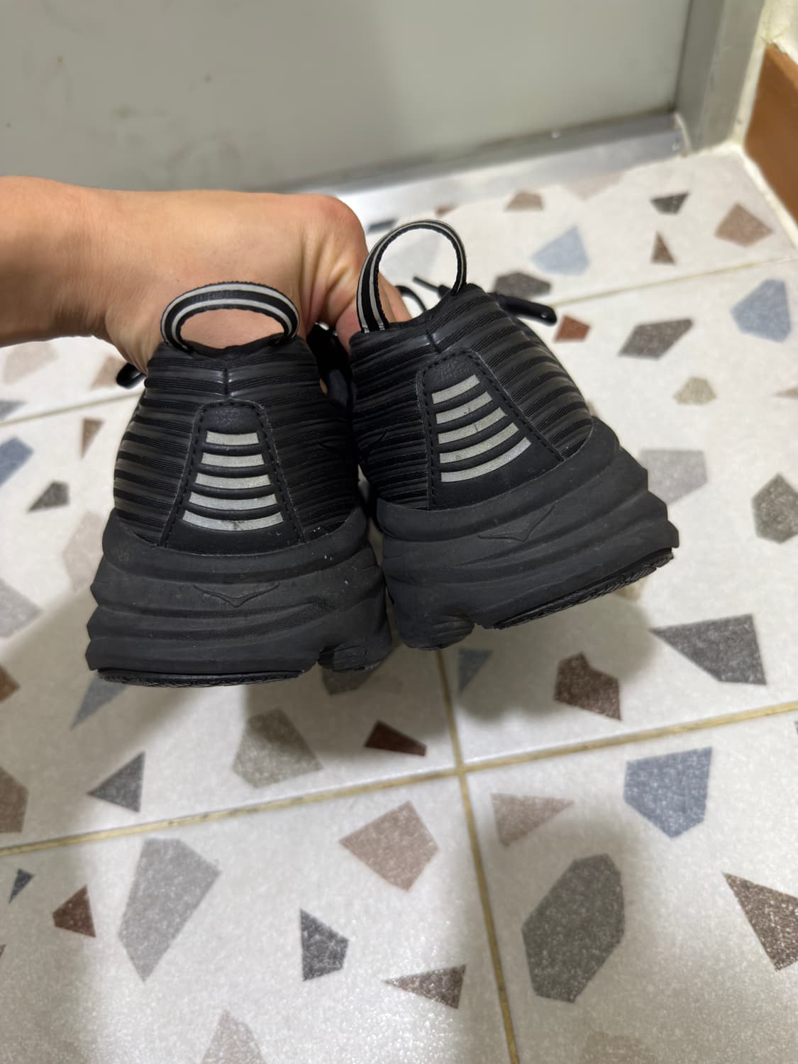 호카 본디6  265사이즈 와이드 상품이미지3