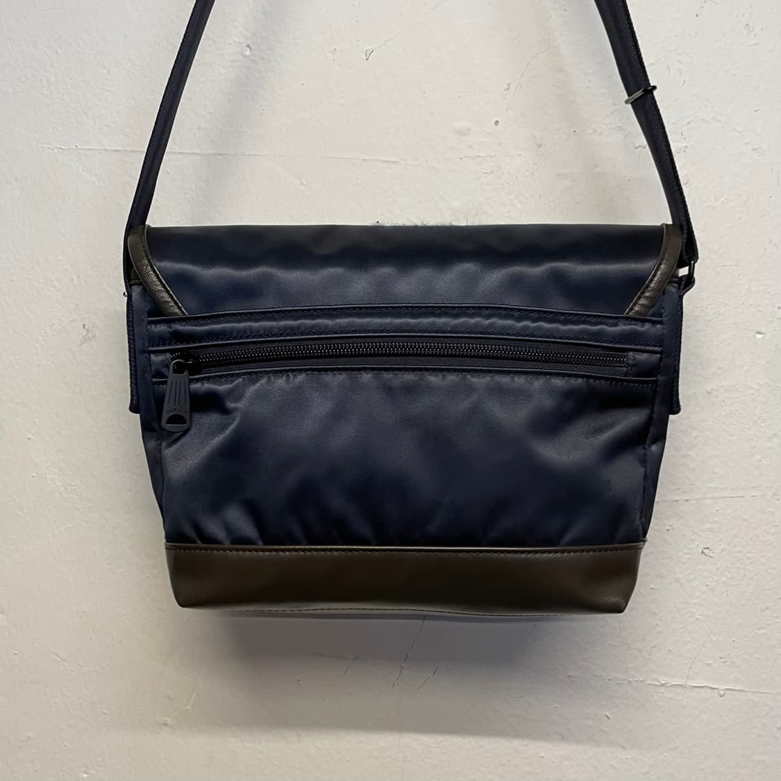 포터 X Sac's bar 네이비 나일론 크로스 백 상품이미지6