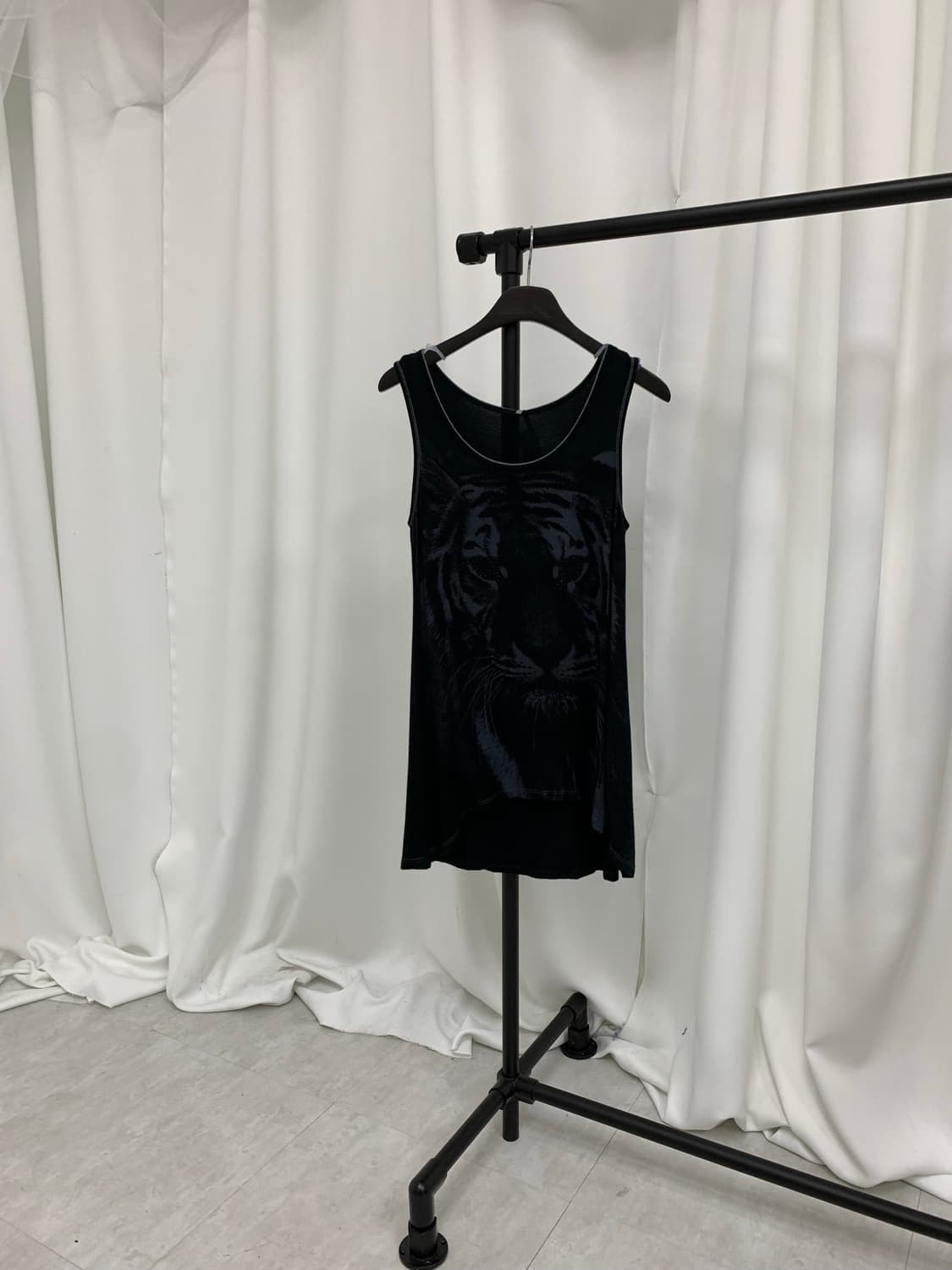 락시크 펑크 호랑이 그래픽 나시탑 상품이미지2