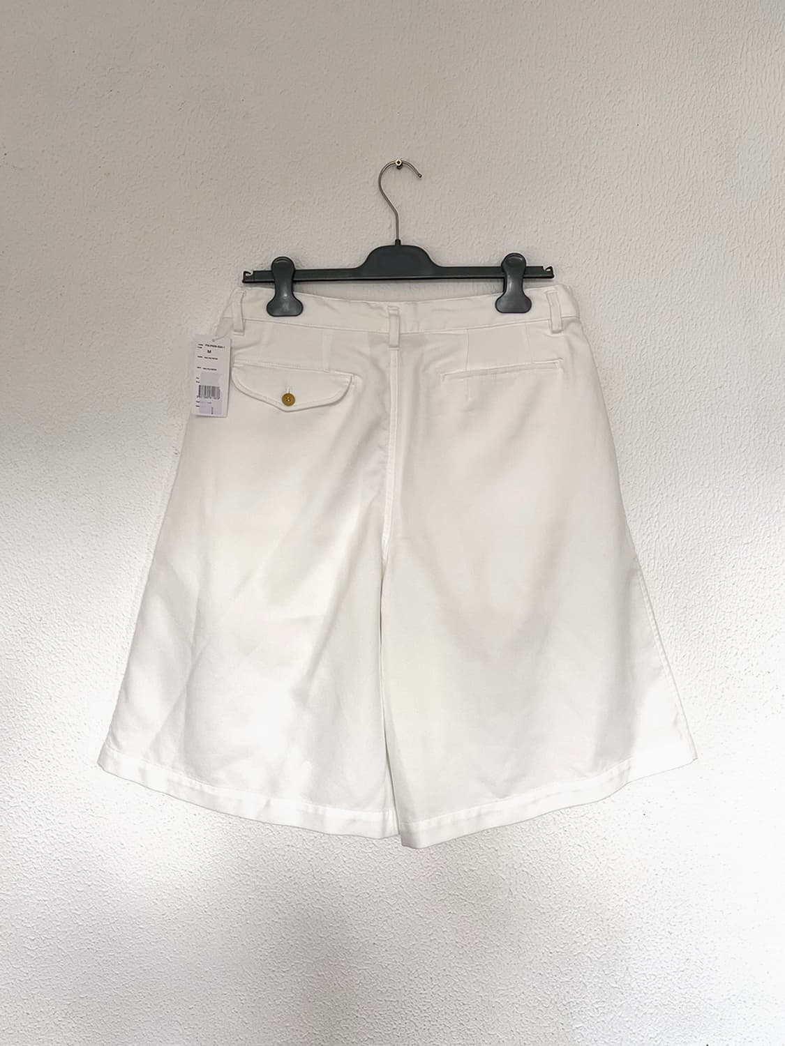 꼼 데 가르송 셔츠 SS24 화이트 플리티드 쇼츠 상품이미지3